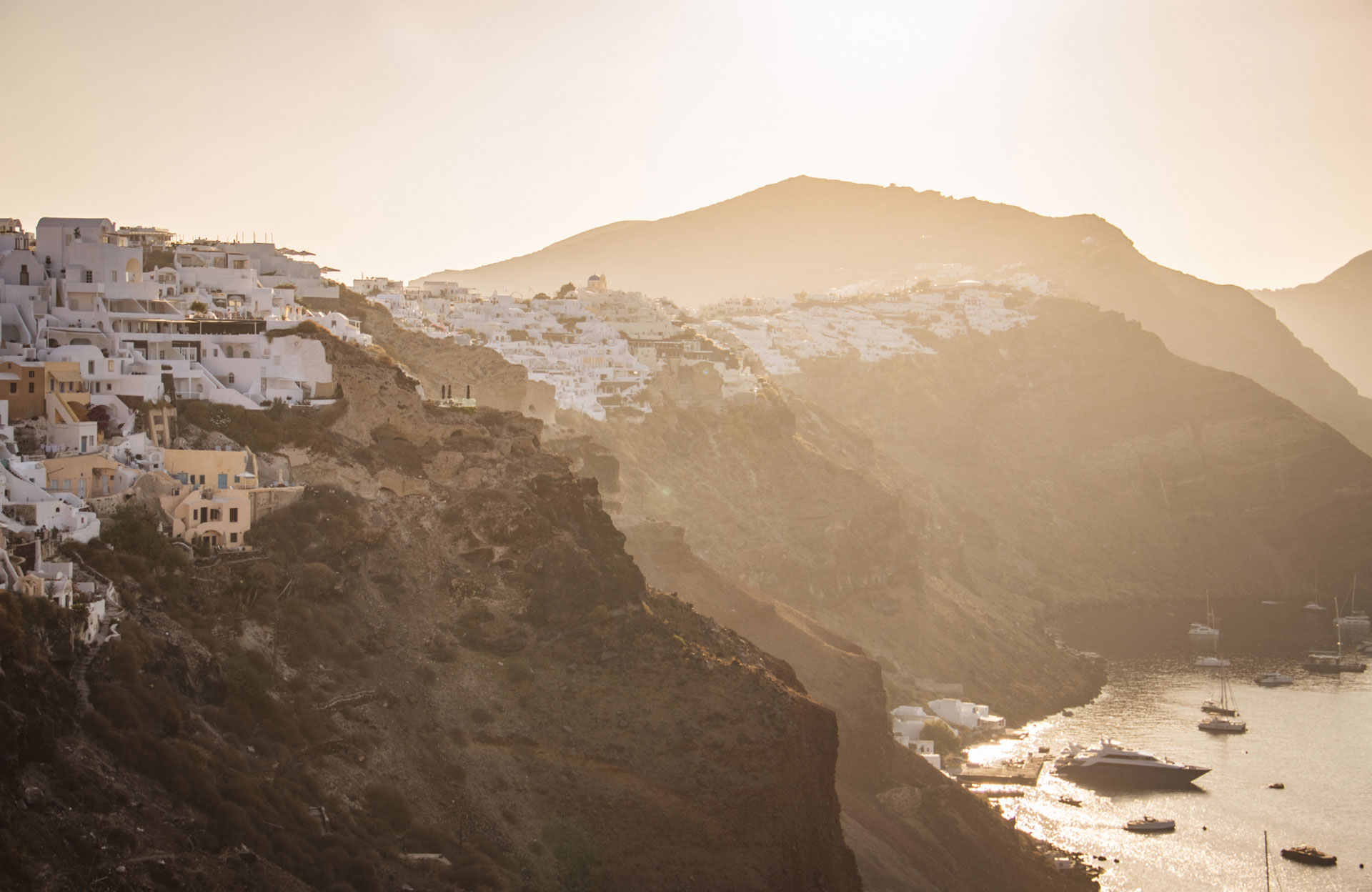 Topos Windmill Villas & Suites Santorini