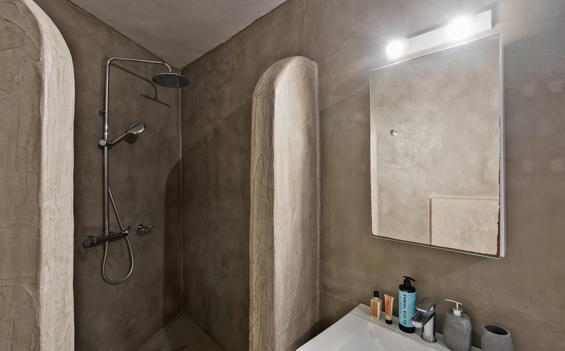 Topos Exclusive Villas & Suites | Santorini, Mykonos