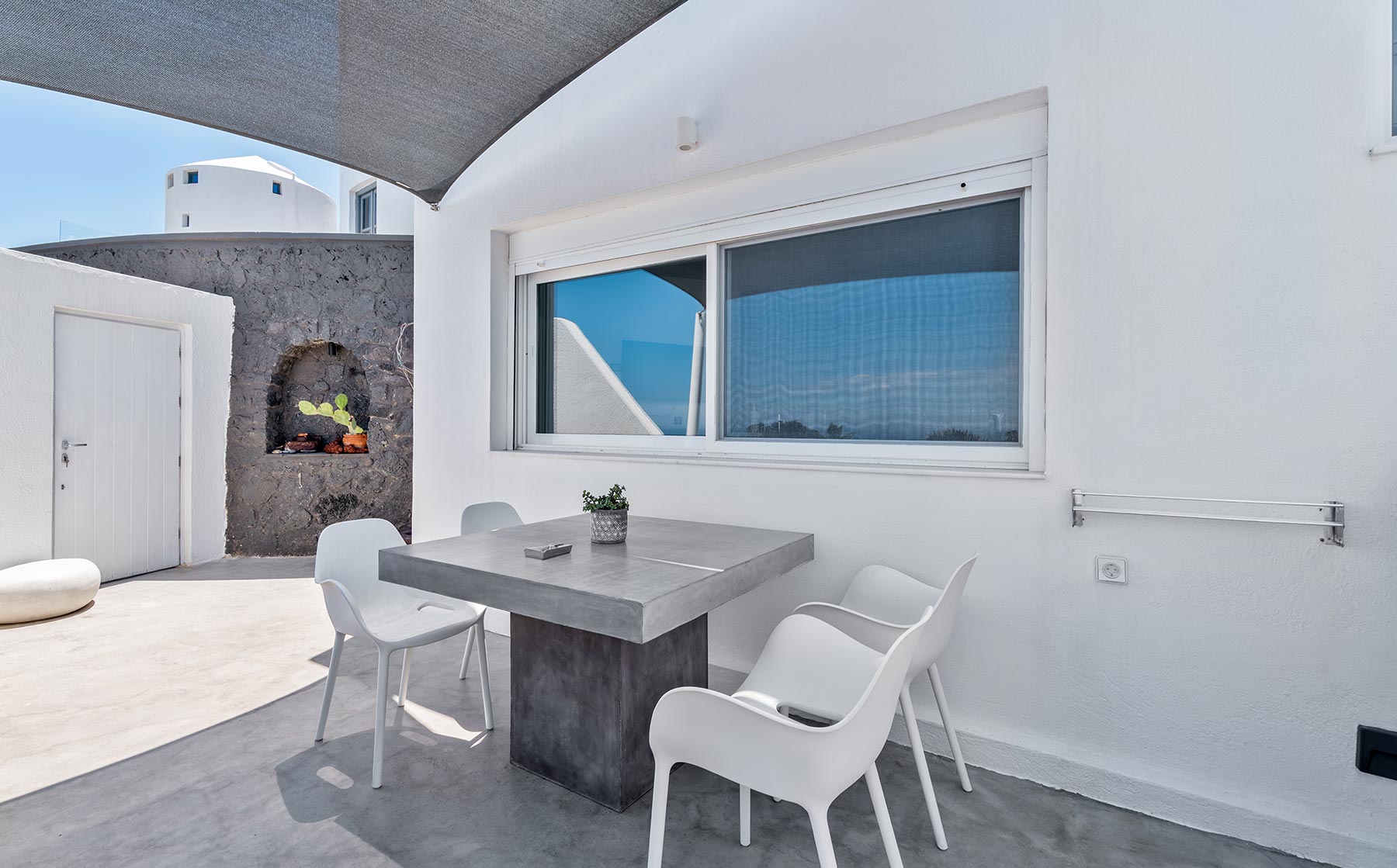 Topos Exclusive Villas & Suites | Santorini, Mykonos