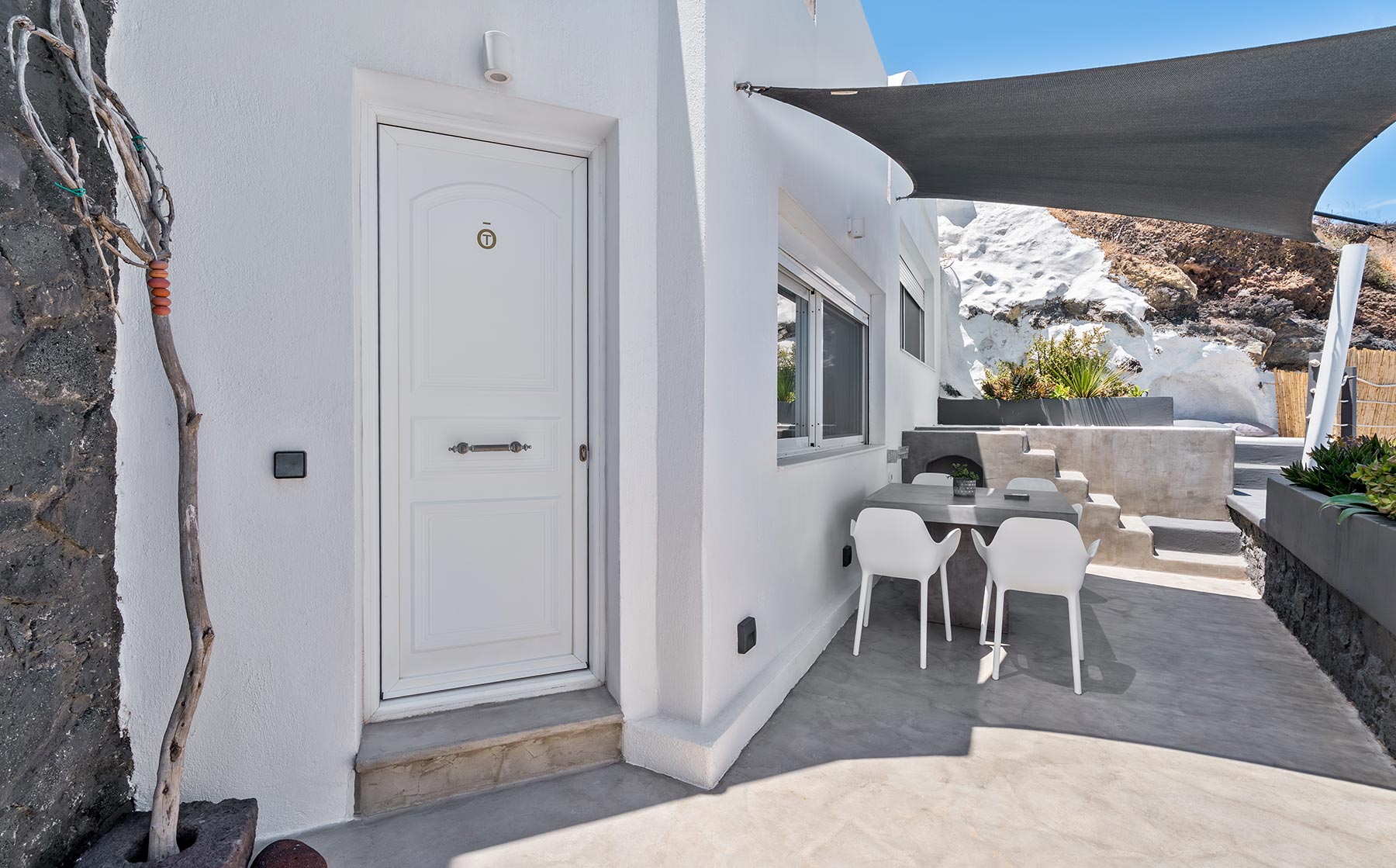 Topos Exclusive Villas & Suites | Santorini, Mykonos