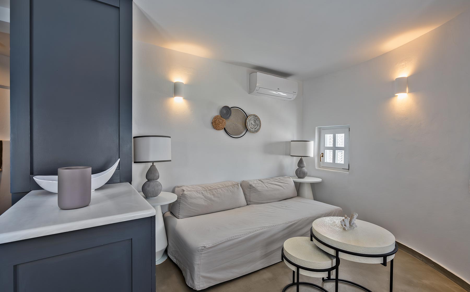 Topos Exclusive Villas & Suites | Santorini, Mykonos