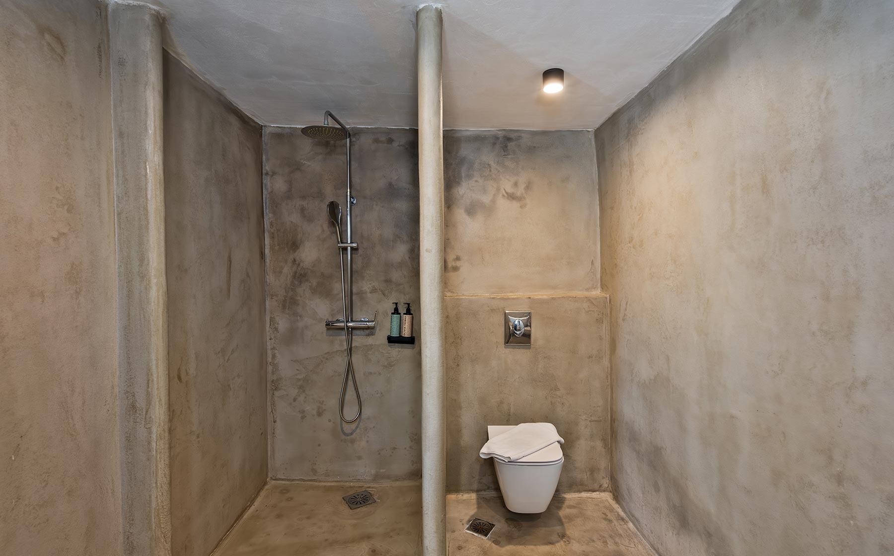 Topos Exclusive Villas & Suites | Santorini, Mykonos