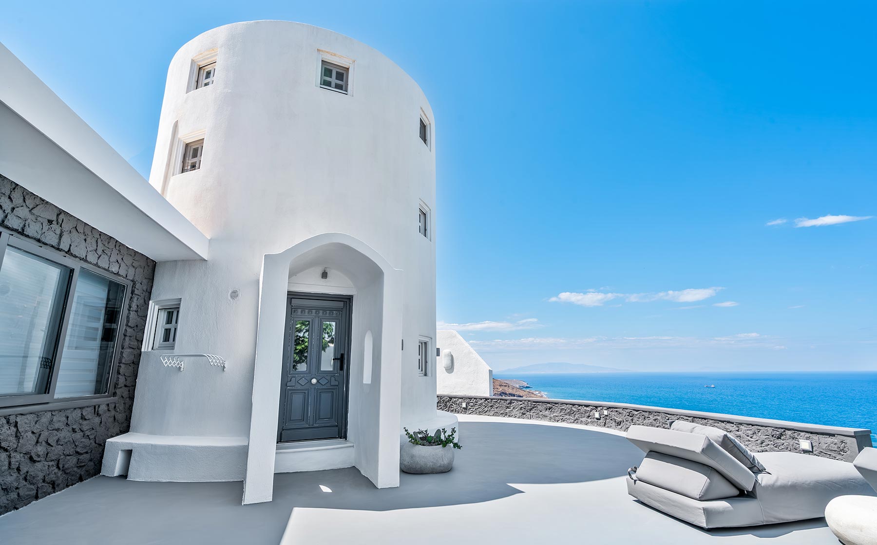Topos Exclusive Villas & Suites | Santorini, Mykonos